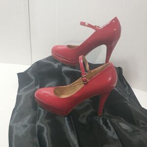 Brinley Co Womens SZ 10 Ankle-strap stiletto  Round Toe  Pumps Red